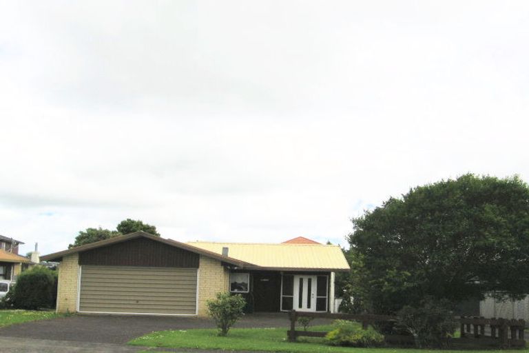 Photo of property in 9 Green Lane, Pukekohe, 2120