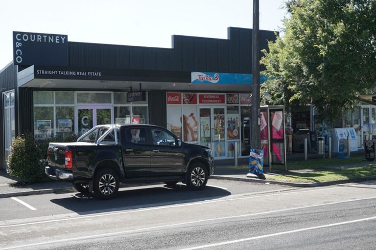 Photo of property in 72 Kaipara Portage Road, Riverhead, 0820