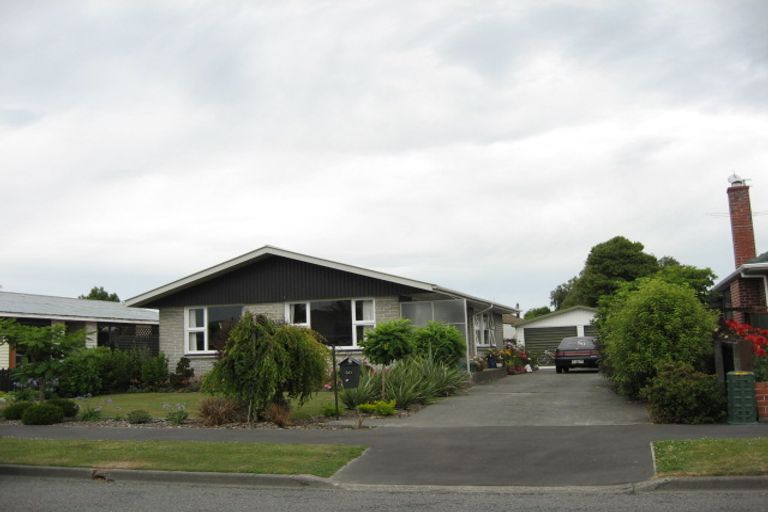 Photo of property in 50 Niven Street, Avondale, Christchurch, 8061