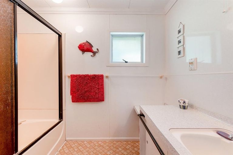 Photo of property in 503 Pukehina Parade, Pukehina, Te Puke, 3189