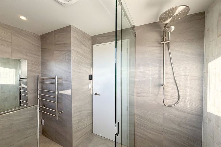 Photo of property in 202a Edgeware Road, Edgeware, Christchurch, 8013