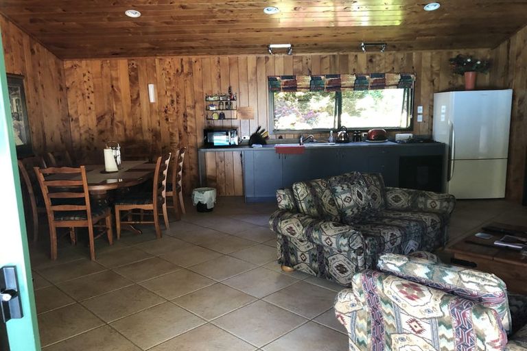 Photo of property in 152 South Road, Hawera, 4610