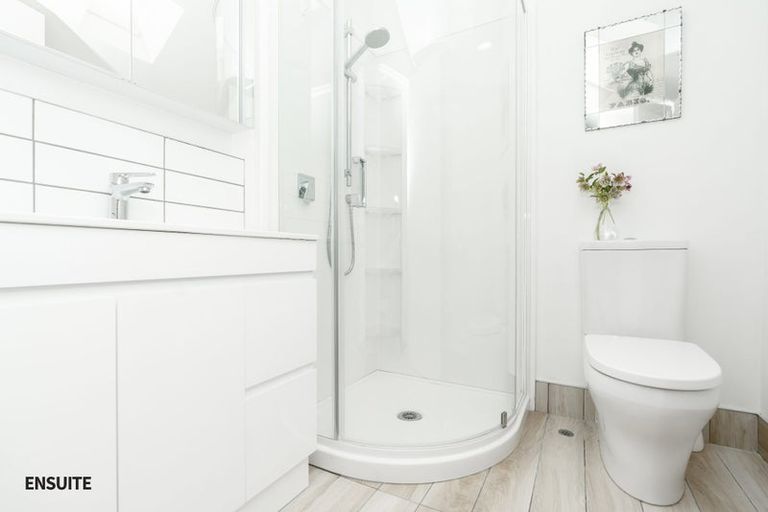 Photo of property in 2/104 Grantham Street, Hamilton Central, Hamilton, 3204