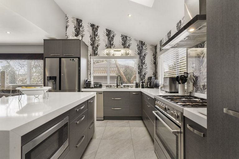 Photo of property in 19 Patons Road, Howick, Auckland, 2014