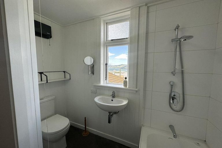 Photo of property in 30 Russell Street, Dunedin Central, Dunedin, 9016
