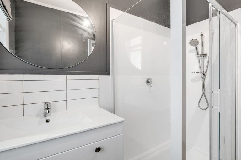 Photo of property in 23 South Street, West End, Palmerston North, 4410