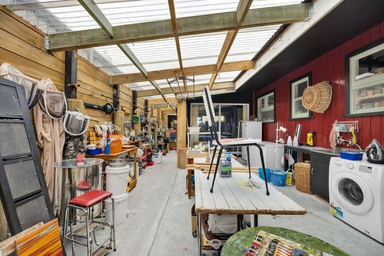 Photo of property in 50b Budleigh Street, Frankleigh Park, New Plymouth, 4310