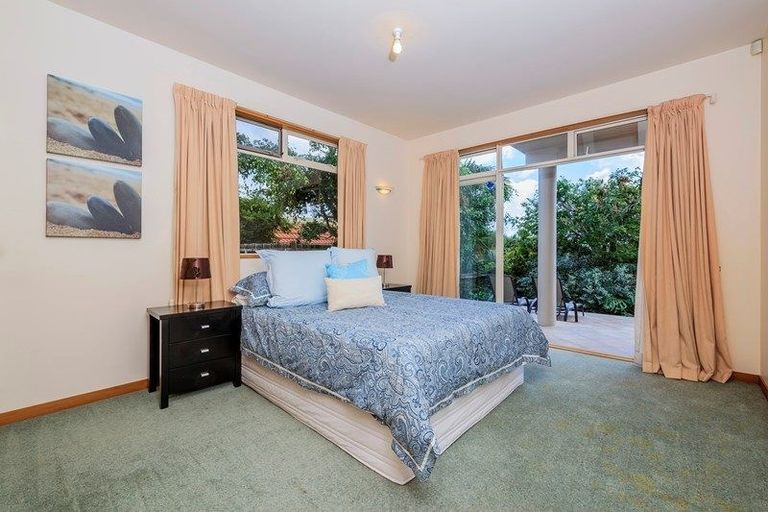 Photo of property in 2/82 Park Rise, Campbells Bay, Auckland, 0630