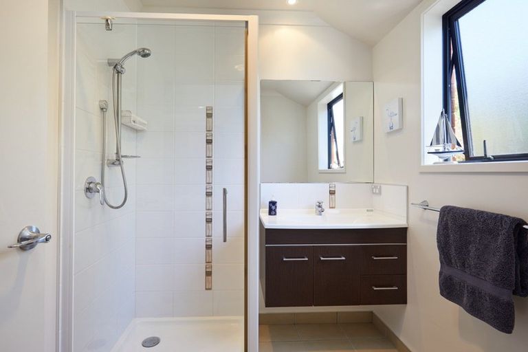 Photo of property in 5 Bell Bird Rise, Picton, 7220