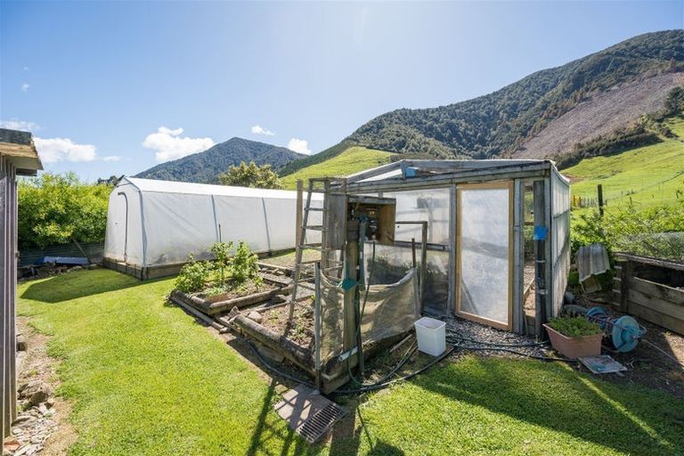 Photo of property in 668 Ronga Road, Rai Valley, 7194