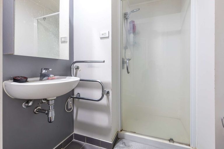 Photo of property in The Volt Apartments, 220/430 Queen Street, Auckland Central, Auckland, 1010