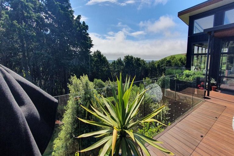 Photo of property in 1 Quarry Hill Terrace, Kennedys Bush, Christchurch, 8025