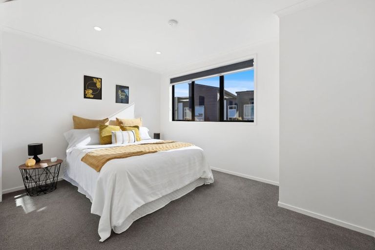 Photo of property in 6 Mayfly Lane, Hobsonville, Auckland, 0616