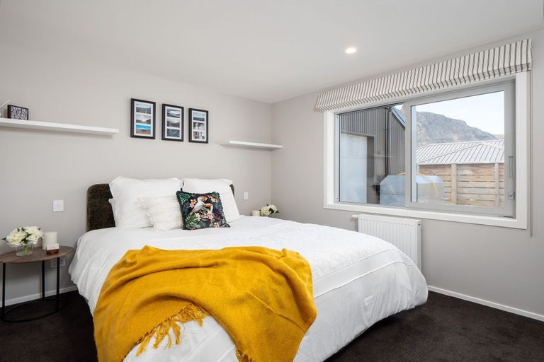 Photo of property in 12 Morepork Way, Arthurs Point, Queenstown, 9371