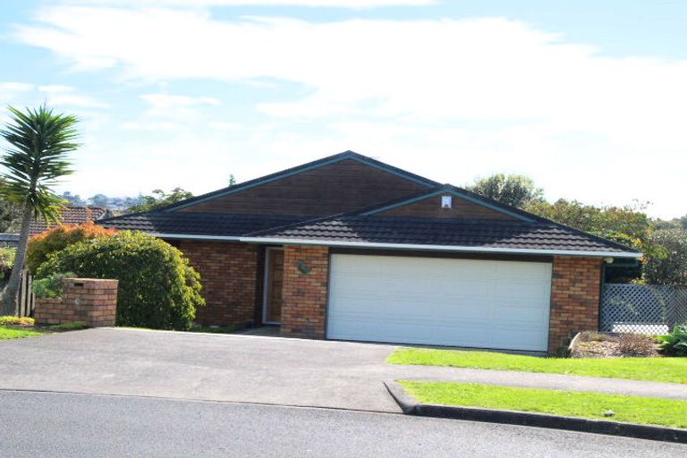 Photo of property in 19 Carriage Close, Northpark, Auckland, 2013