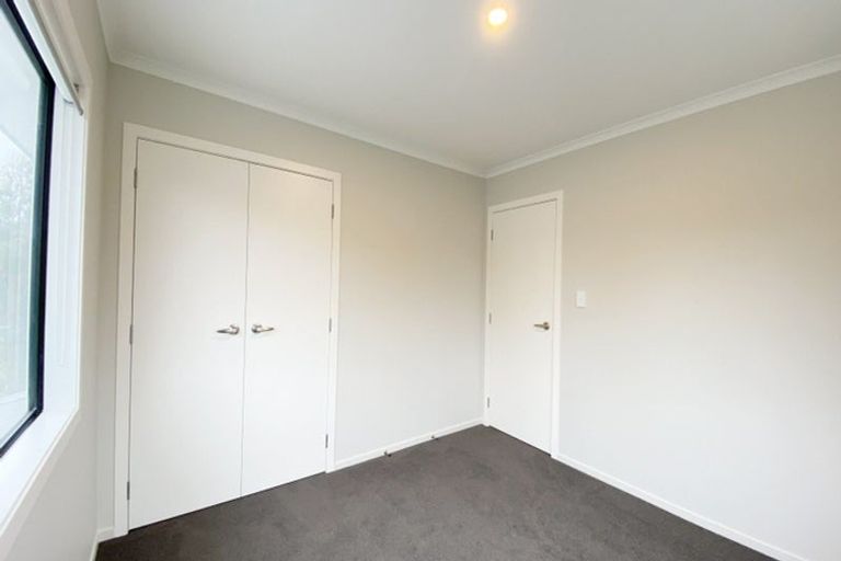 Photo of property in 27 Olive Crescent, Papatoetoe, Auckland, 2025