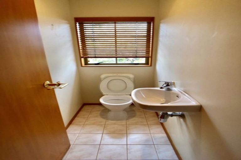 Photo of property in 30 Everlea Place, Alfriston, Auckland, 2105