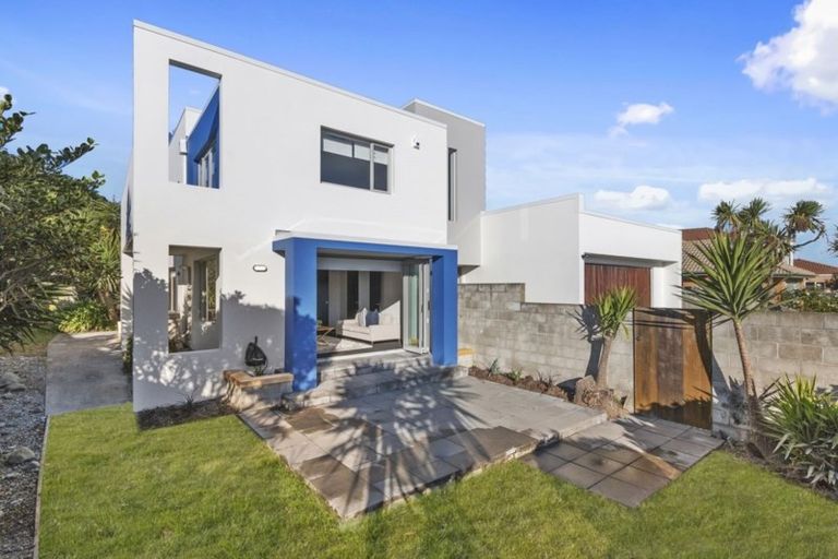 Photo of property in 74 Aston Drive, Waimairi Beach, Christchurch, 8083