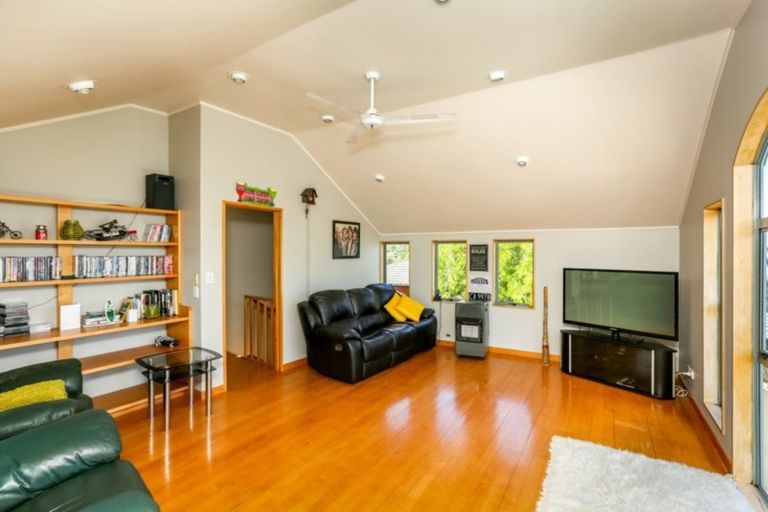 Photo of property in 11c Redwood Crescent, Hurdon, New Plymouth, 4310