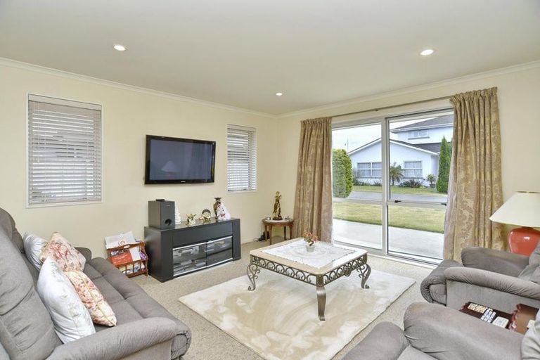 Photo of property in 28 Eyrewell Road, Pegasus, 7612