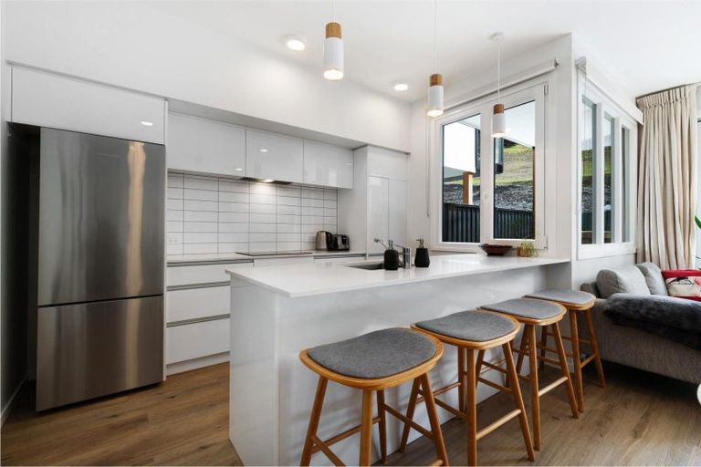 Photo of property in 23/12 George Bullen Lane, Arthurs Point, Queenstown, 9371