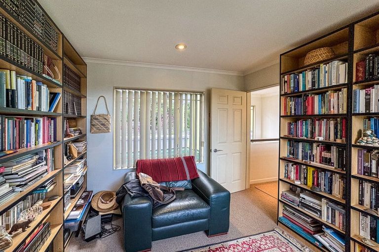 Photo of property in 2/3 Oban Road, Browns Bay, Auckland, 0630