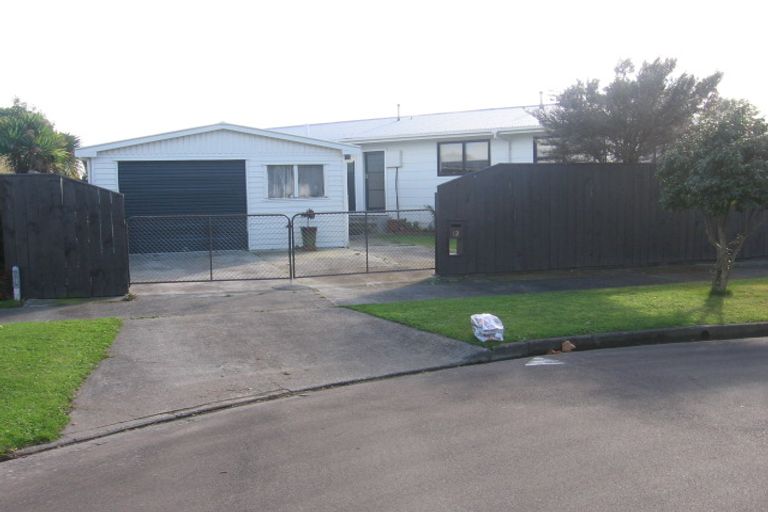Photo of property in 12 Dove Place, Westbrook, Palmerston North, 4412