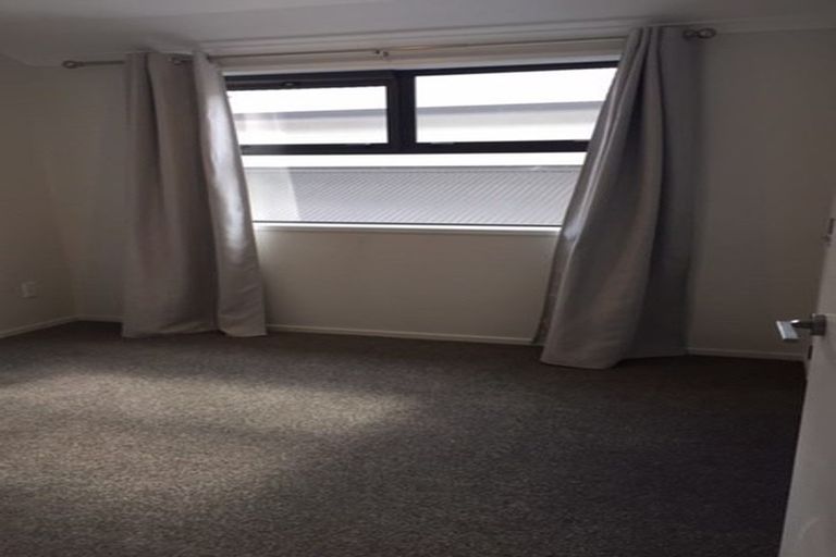 Photo of property in 4 Teal Way, Hobsonville, Auckland, 0616