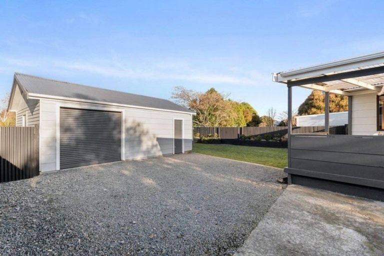 Photo of property in 3 Kupe Drive, Carterton, 5713