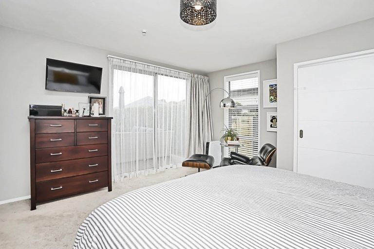 Photo of property in 18 Rosewood Drive, Rosedale, Invercargill, 9810