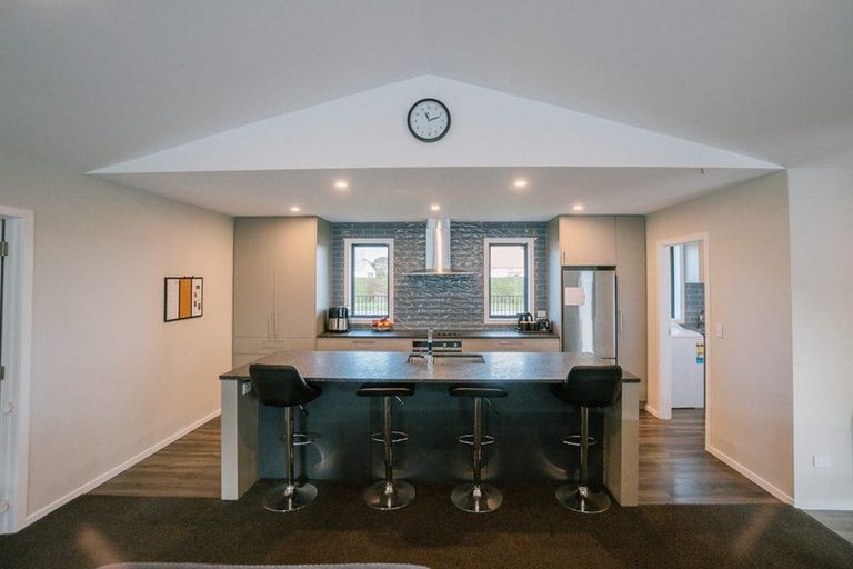 Photo of property in 149 Seaward Road, Edendale, 9825