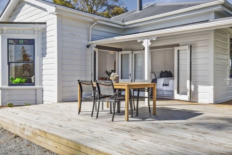 Photo of property in 51 Waitohu Valley Road, Otaki, 5512