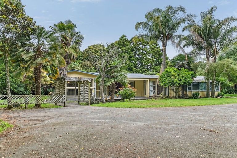 Photo of property in 1252 Devon Road, Sentry Hill, New Plymouth, 4373