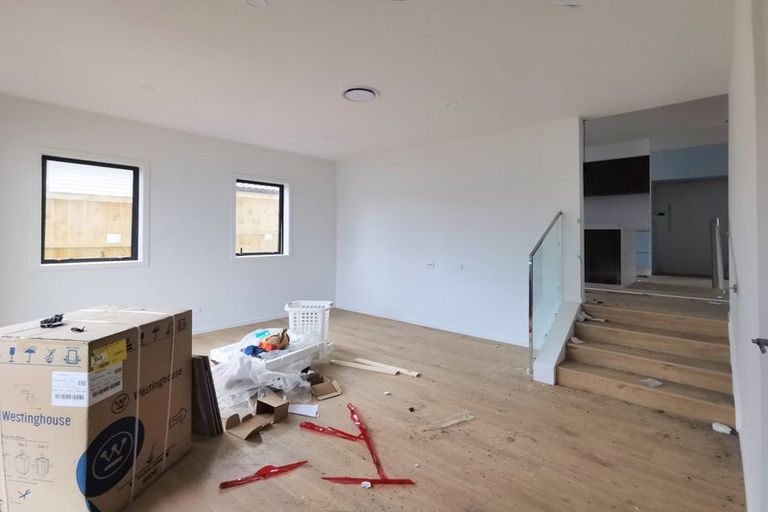 Photo of property in 296a Bucklands Beach Road, Bucklands Beach, Auckland, 2012