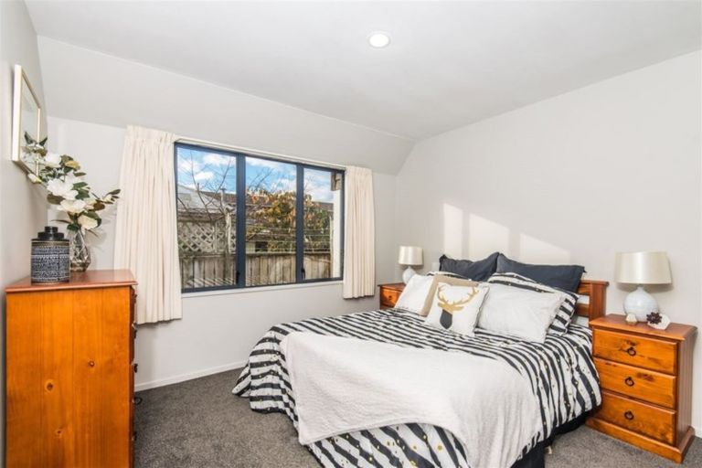 Photo of property in 2/6 Earp Street, Johnsonville, Wellington, 6037