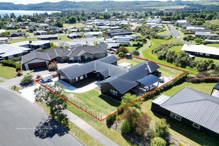 Photo of property in 13 Kittyhawk Drive, Kinloch, Taupo, 3377