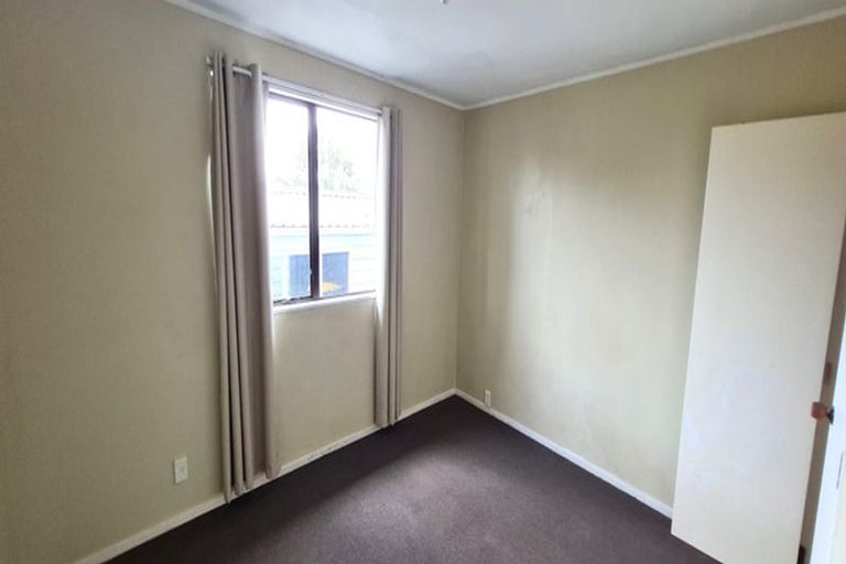 Photo of property in 2/21 Silver Creek Road, Weymouth, Auckland, 2103