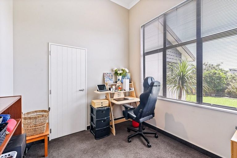 Photo of property in 9 Telford Way, Raumati Beach, Paraparaumu, 5032