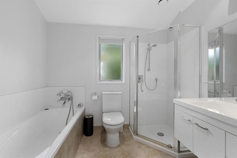 Photo of property in 3 Merwood Lane, Devonport, Auckland, 0624