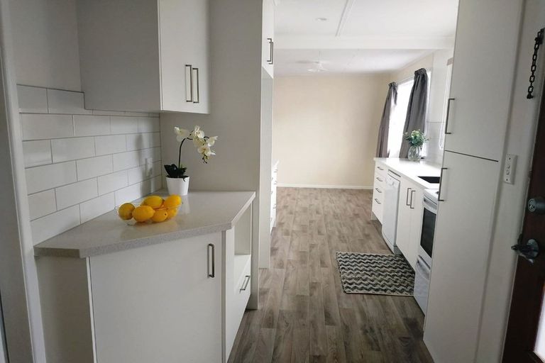 Photo of property in 363 Whangaparaoa Road, Stanmore Bay, Whangaparaoa, 0932