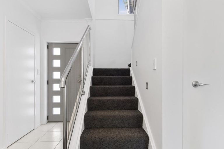 Photo of property in 1044a Papamoa Beach Road, Papamoa Beach, Papamoa, 3118