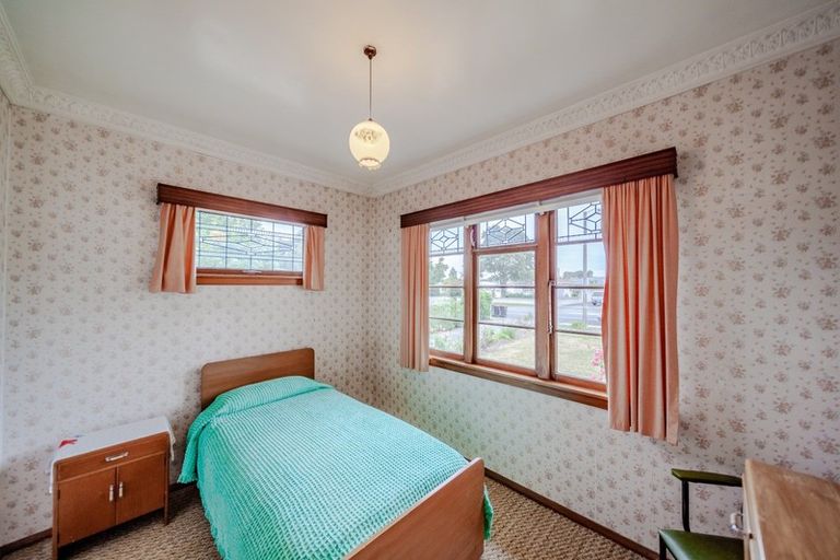 Photo of property in 11 Mill Road, Clive, 4102