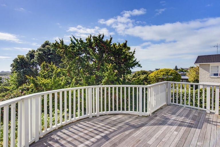 Photo of property in 107 Winara Avenue, Waikanae, 5036