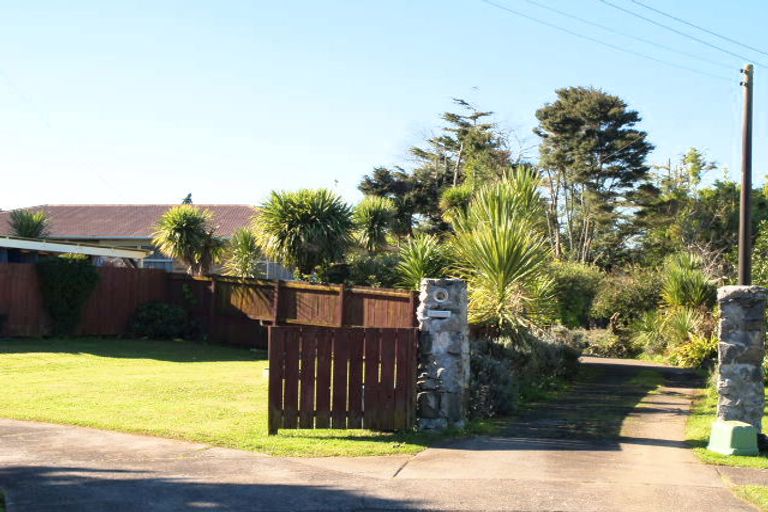 Photo of property in 13 Dreifuss Place, Mangere East, Auckland, 2024
