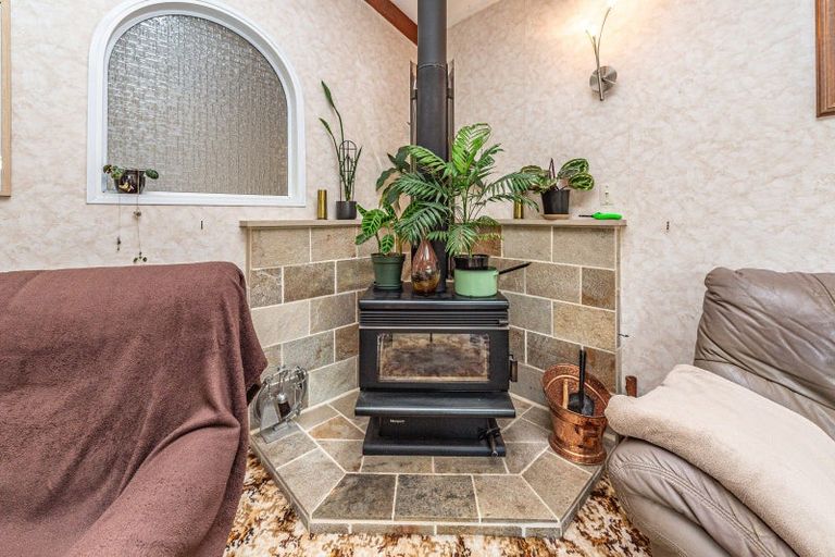 Photo of property in 220 Watt Livingstone Road, Westmere, Whanganui, 4574