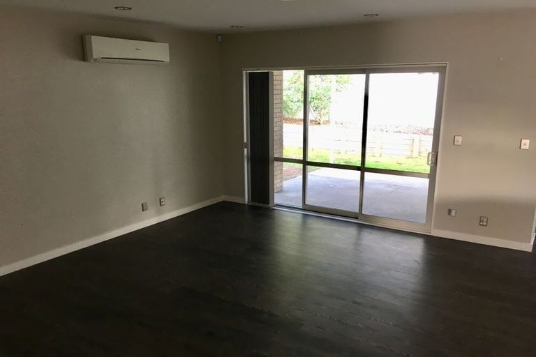 Photo of property in 18 Aviano Close, Flat Bush, Auckland, 2019