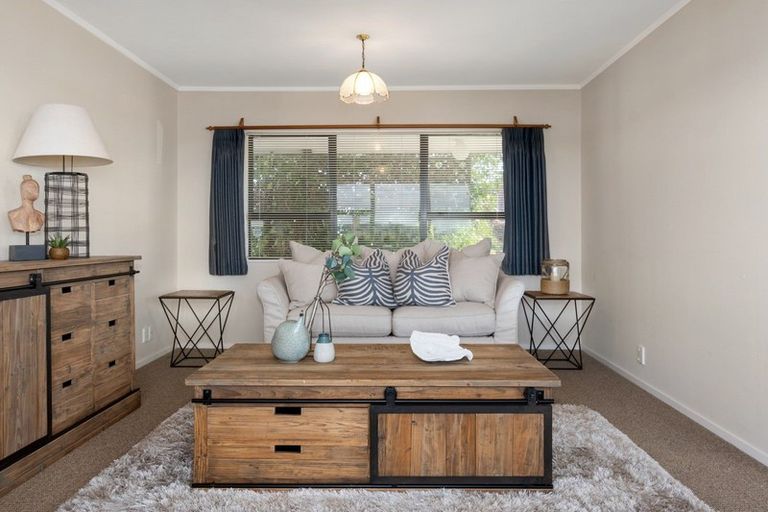 Photo of property in 87 Harbour View Road, Omokoroa, 3114