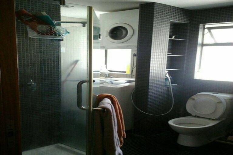 Photo of property in 10 Rapaki Place, Te Atatu Peninsula, Auckland, 0610