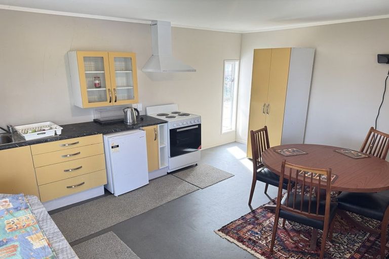 Photo of property in 6 Medway Street, Rongotea, 4476