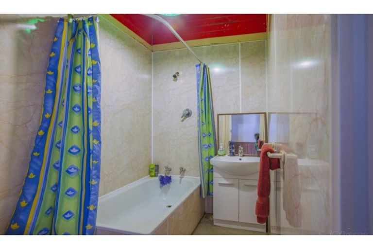 Photo of property in 184 North Street, West End, Timaru, 7910